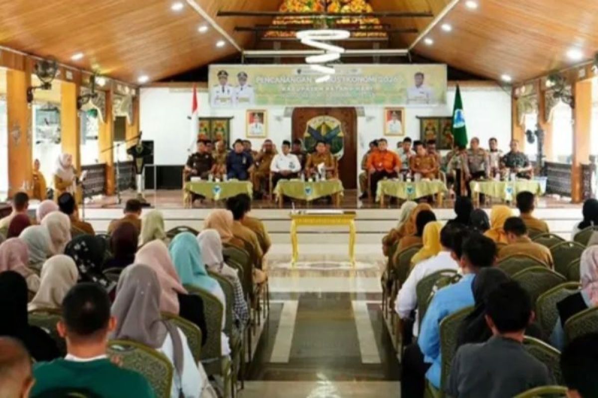 Bupati Batang Hari Canangkan Sensus Ekonomi 2026 dan Desa Cinta Statistik