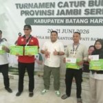 Tanjung Jabung Barat Juara Umum Turnamen Catur Percasi Jambi Seri V di Batang Hari