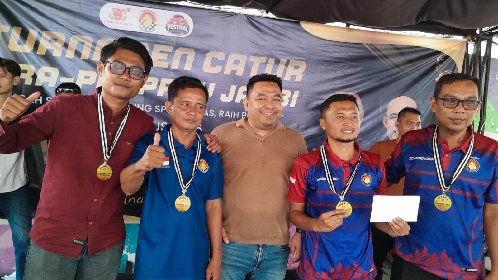 Kota Jambi Rebut Juara Umum, Sarolangun Kuasai Beregu di Pra-Porprov Catur Jambi 2026