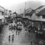 Batanghari Mengamuk! Banjir 1955 Rendam Jambi, Air di Tembesi Capai 4 Meter