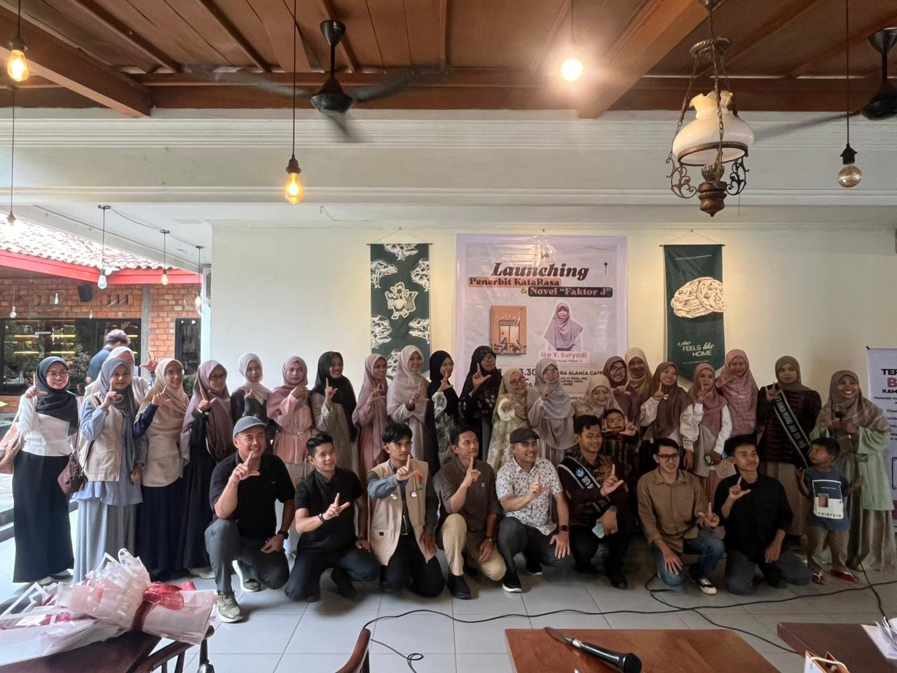 Penerbit KataRasa dan Novel Faktor J Resmi Diluncurkan di Jambi