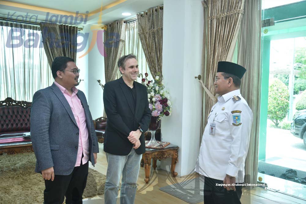 Pemkot Jambi Gandeng Profesor Slovenia, Dorong Kebijakan Publik Berbasis Riset dan Data