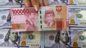 Melemah Lagi, Rupiah Kini Tembus Rp17.630 per Dolar AS