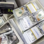 Rupiah Makin Tertekan, Dolar AS Tembus Rp17.730