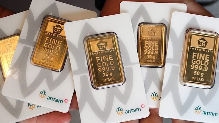 Update Harga Emas Antam Hari Ini: Sempat Naik, Kini Ambruk Lagi ke Rp2,57 Juta