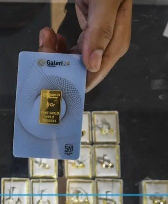 Emas Antam Ambruk Rp21 Ribu! UBS dan Galeri24 Stabil