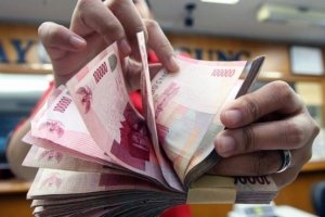 Rupiah Tersungkur Pagi Ini! Sentuh Rp17.859 per Dolar AS