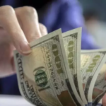 Rupiah Makin Tertekan! Nilai Tukar Terkini Tembus Rp18.035 per Dolar AS