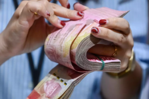 Rupiah Melemah Lagi Hari Ini, Dolar AS Tembus Rp18.089