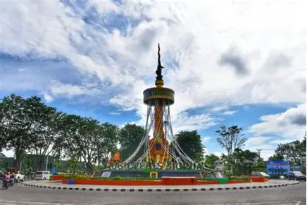 Prakiraan Cuaca di Kota Jambi Hari Ini Berawan 24-32°C, kelembapan 59-97 persen.
