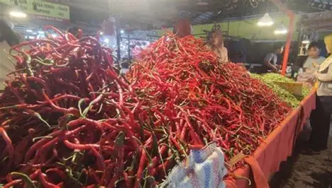 Harga Cabai Rawit Merah di Pasar Angso Duo Hari ini Tembus Rp90 Ribu