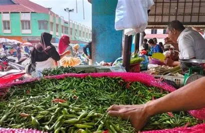 Harga Sembako di Pasar Angso Duo Jambi Stabil, Cabai Rawit Hijau Naik