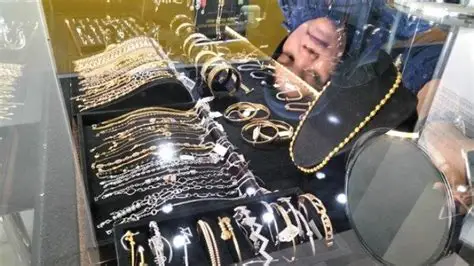 Harga Emas di Jambi Naik, Emas 8 Karat Dijual Rp1,1–1,2 Juta per Gram