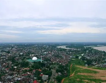 Wajah Ekonomi Jambi 2026: Ekonomi Tumbuh, Pengangguran Turun, Tapi UMKM Masih Hadapi Tantangan Daya Beli