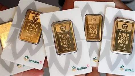Harga Emas Antam Hari Ini Turun Rp24 Ribu per Gram