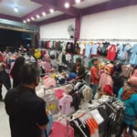 Toko Baju Tak Bisa Lagi Hanya Menunggu Pembeli Datang
