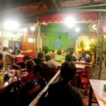 Konsumen Tidak Selalu Mencari Harga Murah, Apa yang Sebenarnya Mereka Beli?